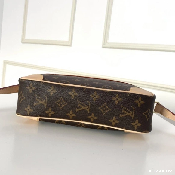Aaa replica bags BAG MESSENGER VUITTON LOUIS 0808